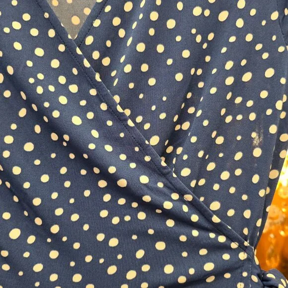 Gilli Blue Ivory Polka Dot Faux Wrap Fit & Flare Dress XS Side Tie Stretch NWT - Picture 4 of 7